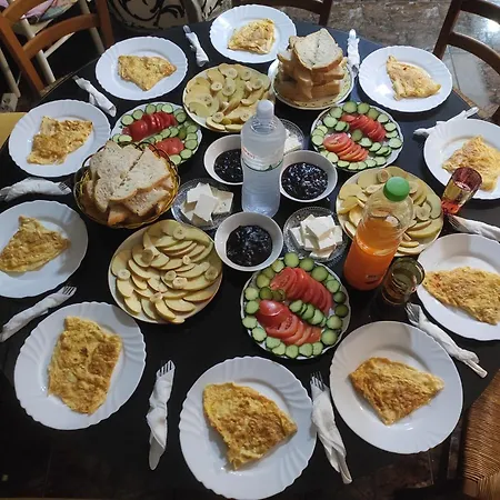 The Bearded Dad تيرانا