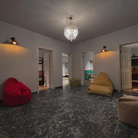 The Bearded Dad Тирана