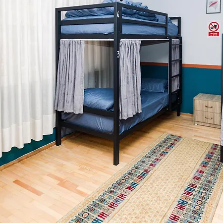 The Bearded Dad טיראנה