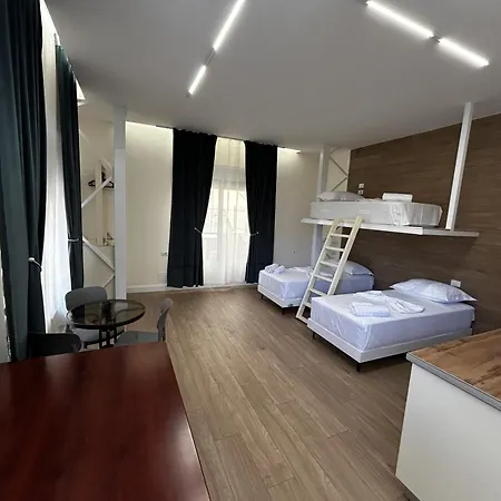 Hostal The Bearded Dad Tirana